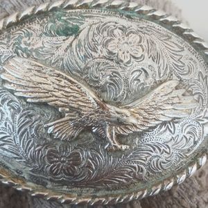 Ivan flying bald eagle belt buckle